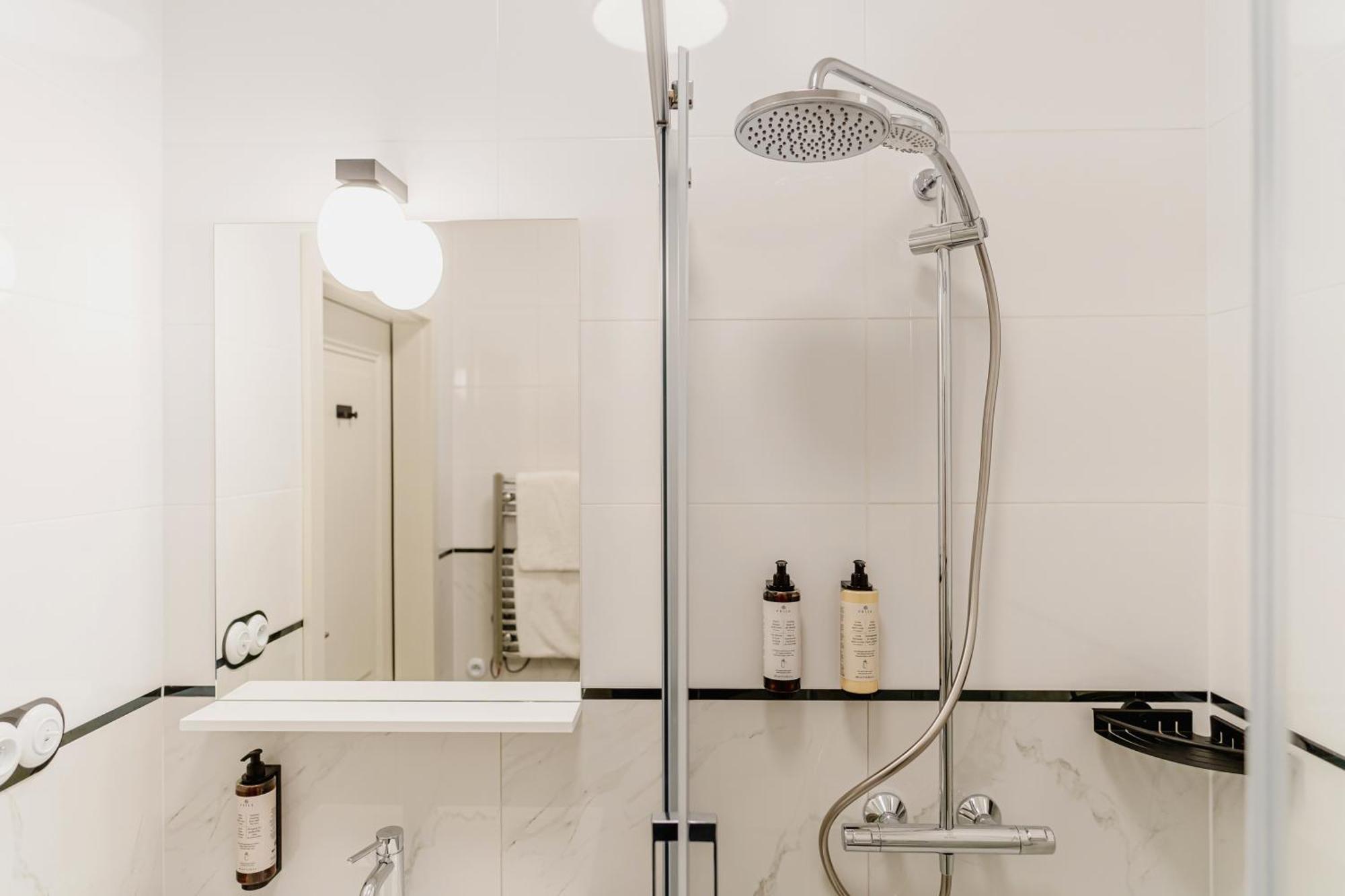 N33 Premium Apartments Old Town Krakow - Destigo Hotels Room photo